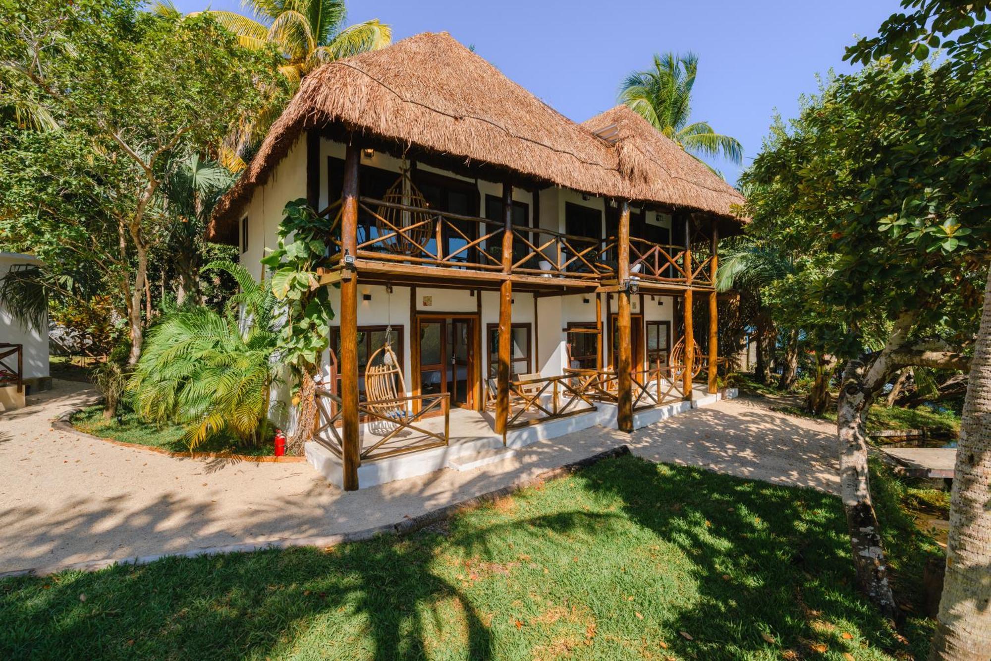 Hotel Azulea Bacalar - Lagoon Front (Adults Only) Exterior photo