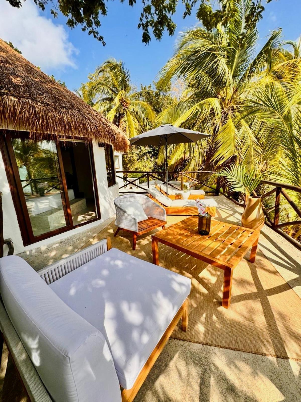 Hotel Azulea Bacalar - Lagoon Front (Adults Only) Room photo